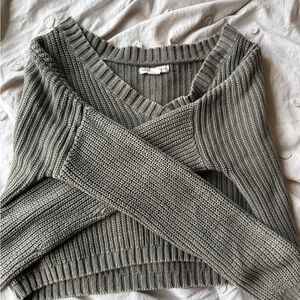Aeropostale Women's Gray/Green Sweater